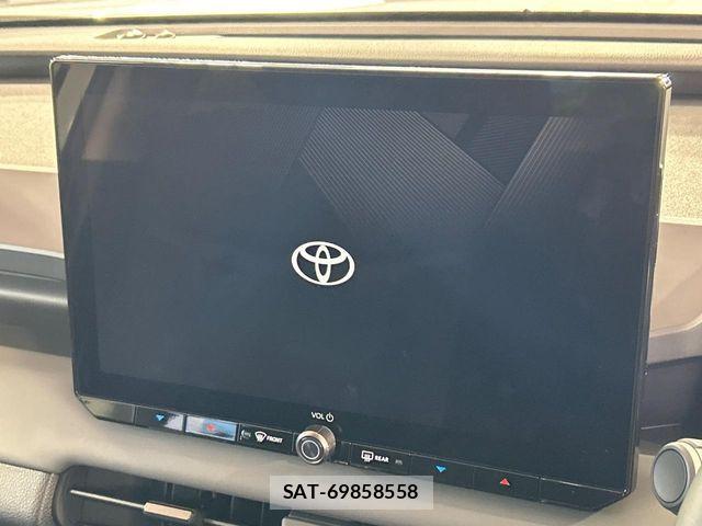 Toyota RAV4 2026-04 8132066-3