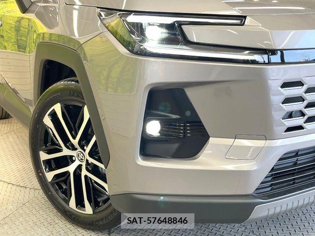 Toyota RAV4 2026-06 8132067-11