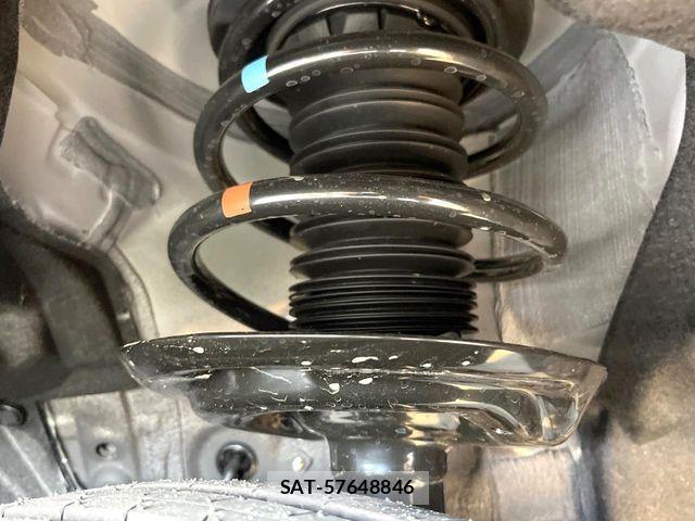 Toyota RAV4 2026-06 8132067-17