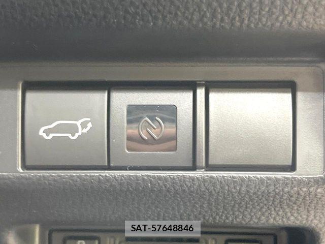 Toyota RAV4 2026-06 8132067-6