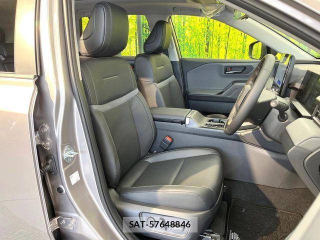 Toyota RAV4 2026-06 8132067-7