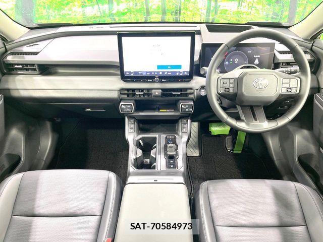Toyota RAV4 2026-03 8132063-1