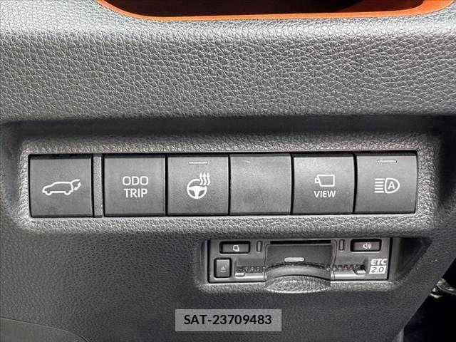 Toyota RAV4 2023-01 8132075-25