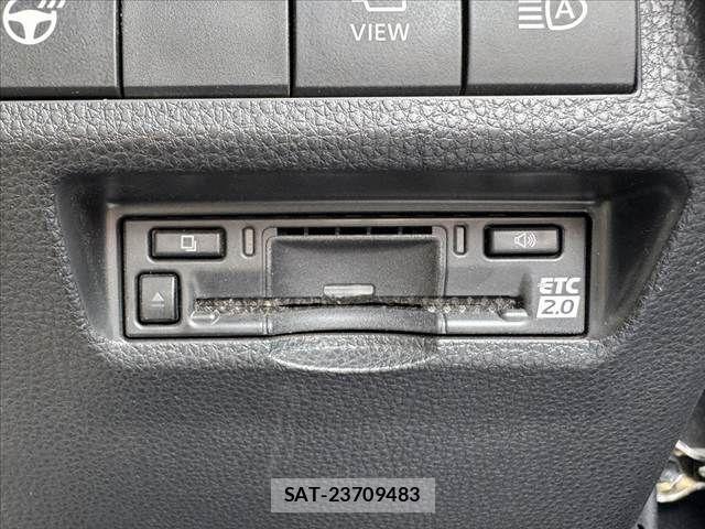 Toyota RAV4 2023-01 8132075-26