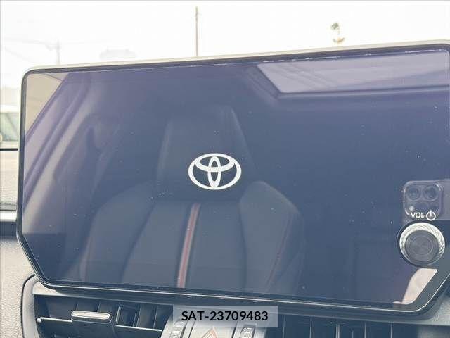 Toyota RAV4 2023-01 8132075-2