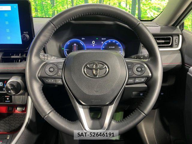 Toyota RAV4 2022-12 8132070-10