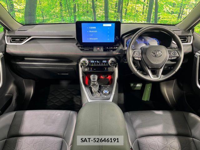 Toyota RAV4 2022-12 8132070-1