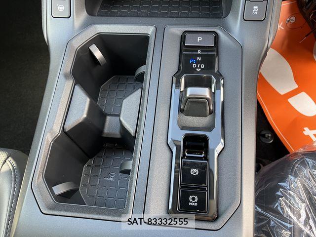 Toyota RAV4 2026-06 8132065-22