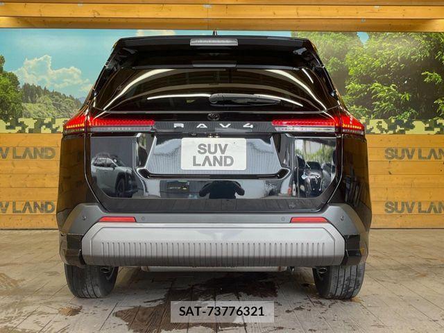 Toyota RAV4 2026-06 8132064-14