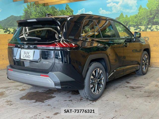 Toyota RAV4 2026-06 8132064-16