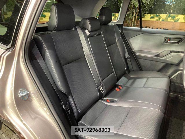 Toyota RAV4 2026-02 8132068-9
