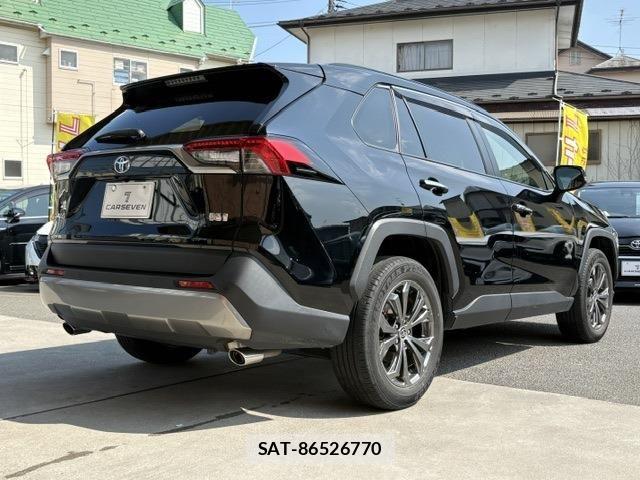 Toyota RAV4 2022-11 8132076-4