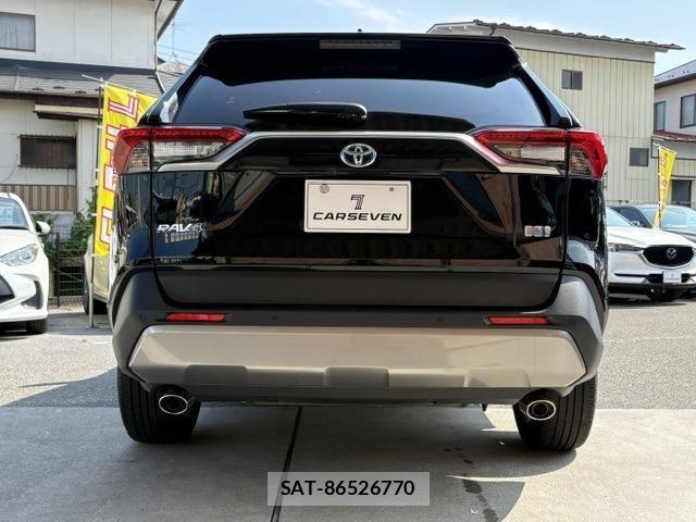 Toyota RAV4 2022-11 8132076-5