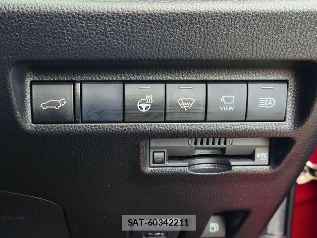 Toyota RAV4 2021-06 8146569-19