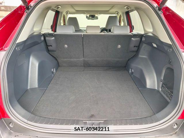 Toyota RAV4 2021-06 8146569-5
