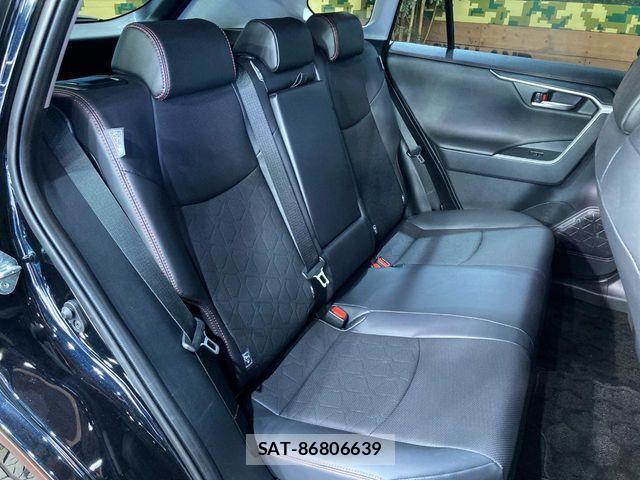 Toyota RAV4 2025-11 8146564-9