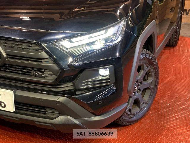 Toyota RAV4 2025-11 8146564-11