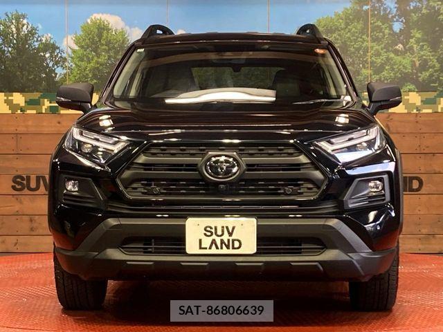 Toyota RAV4 2025-11 8146564-13