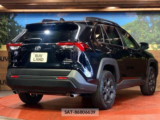 Toyota RAV4 2025-11 8146564-16