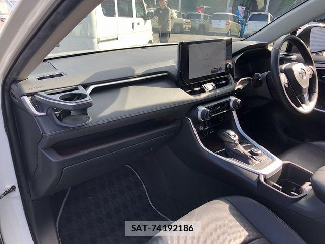 Toyota RAV4 2023-02 8146568-19
