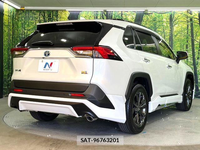 Toyota RAV4 2024-05 8146565-16