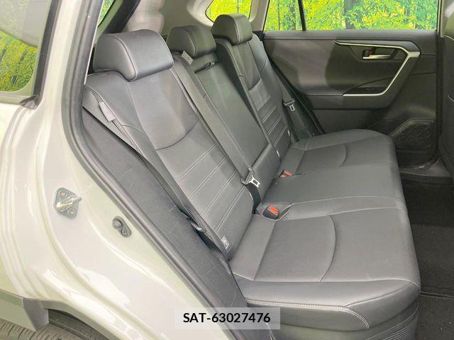 Toyota RAV4 2024-06 8146567-8