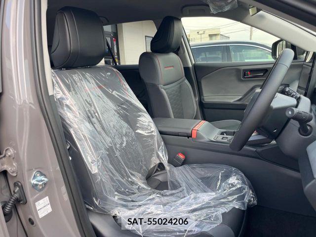 Toyota RAV4 2026-07 8146563-11