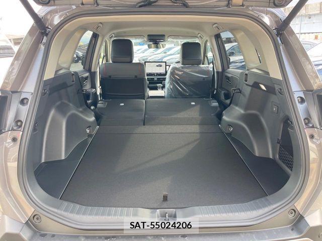 Toyota RAV4 2026-07 8146563-13