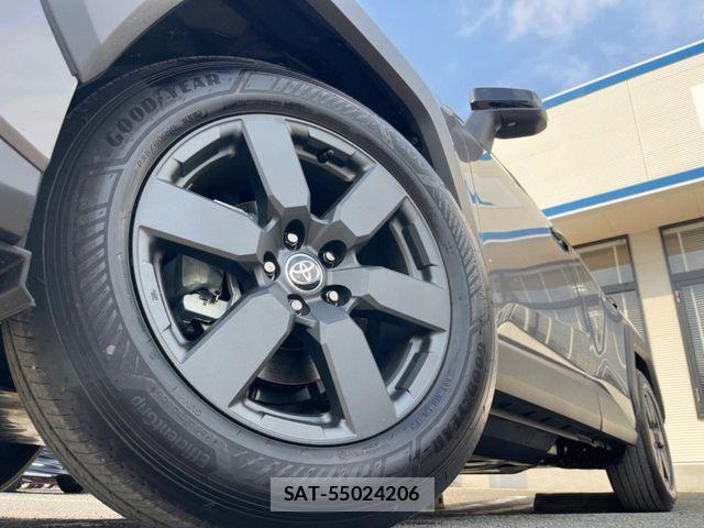 Toyota RAV4 2026-07 8146563-16