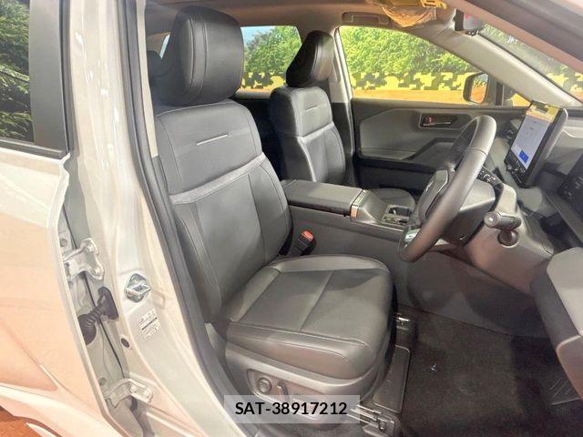 Toyota RAV4 2026-06 8159110-7
