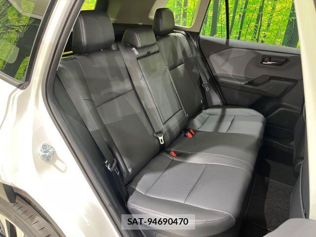 Toyota RAV4 2026-06 8159112-8