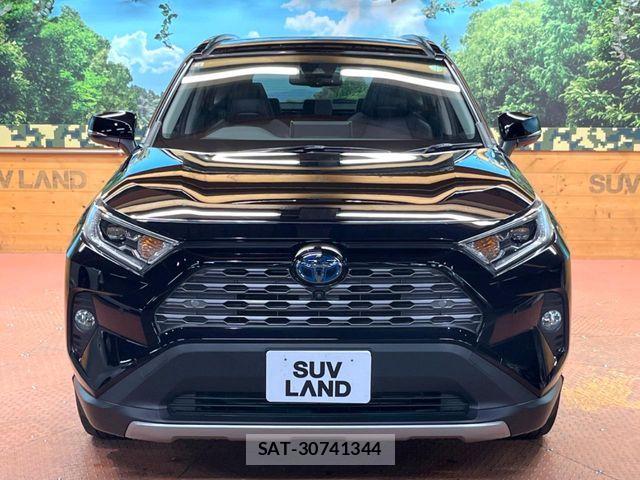 Toyota RAV4 2021-10 8209833-15
