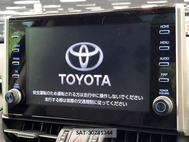 Toyota RAV4 2021-10 8209833-3