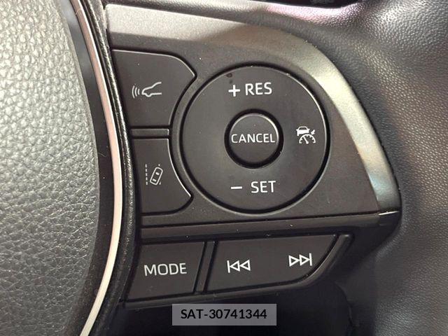 Toyota RAV4 2021-10 8209833-5