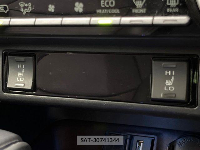 Toyota RAV4 2021-10 8209833-7