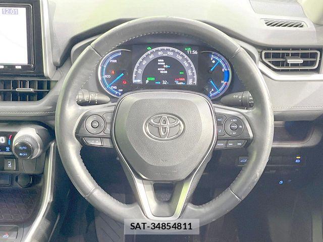 Toyota RAV4 2020-02 8209839-10