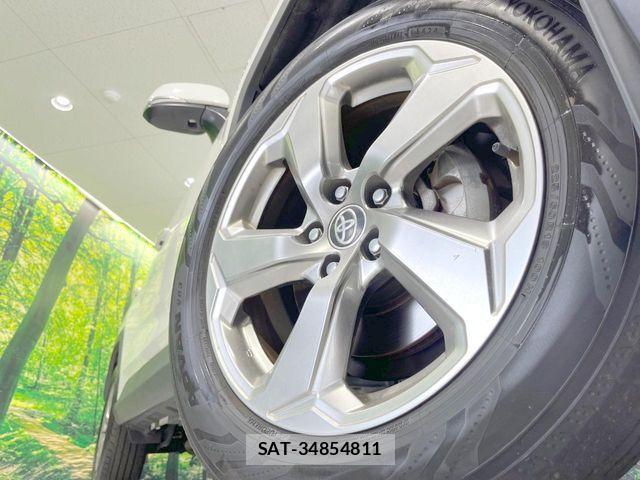 Toyota RAV4 2020-02 8209839-12
