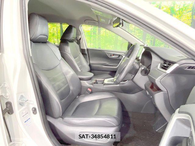 Toyota RAV4 2020-02 8209839-7