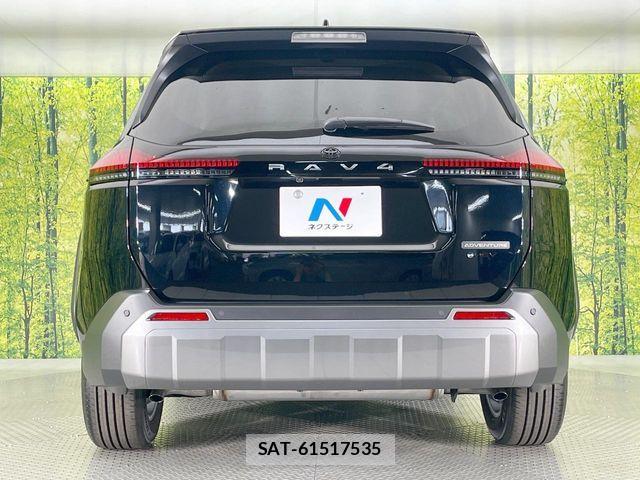 Toyota RAV4 2026-06 8209825-14