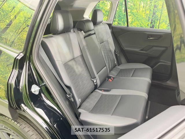 Toyota RAV4 2026-06 8209825-8