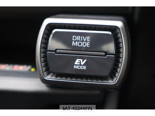 Toyota RAV4 2026-07 8209823-11