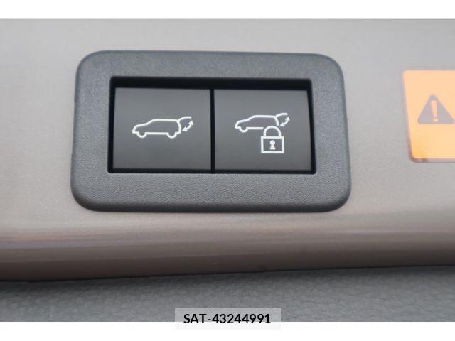Toyota RAV4 2026-07 8209823-5
