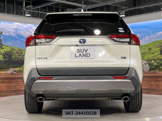 Toyota RAV4 2020-04 8209841-15
