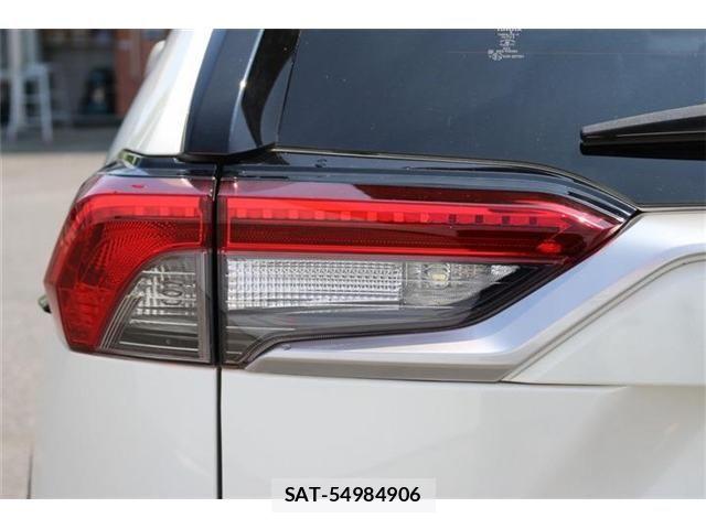 Toyota RAV4 2020-01 8209842-29