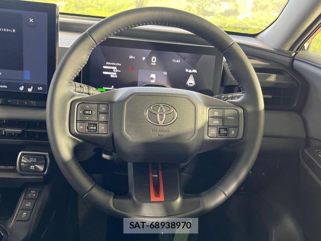 Toyota RAV4 2026-06 8209826-11