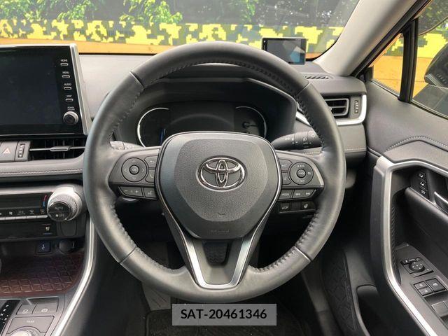 Toyota RAV4 2022-06 8209830-14