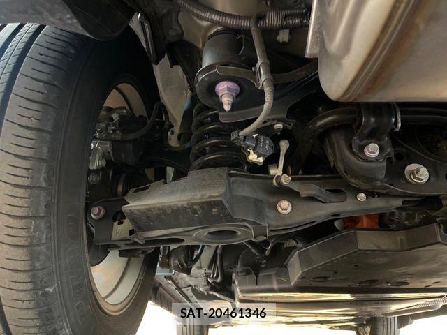 Toyota RAV4 2022-06 8209830-19