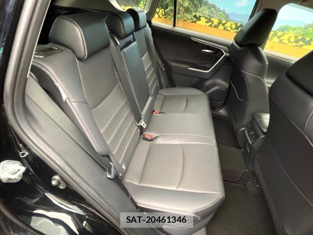 Toyota RAV4 2022-06 8209830-8