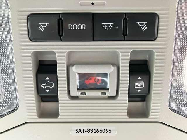 Toyota RAV4 2020-02 8209843-26