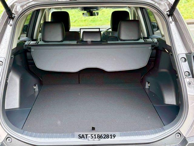 Toyota RAV4 2026-07 8209827-12